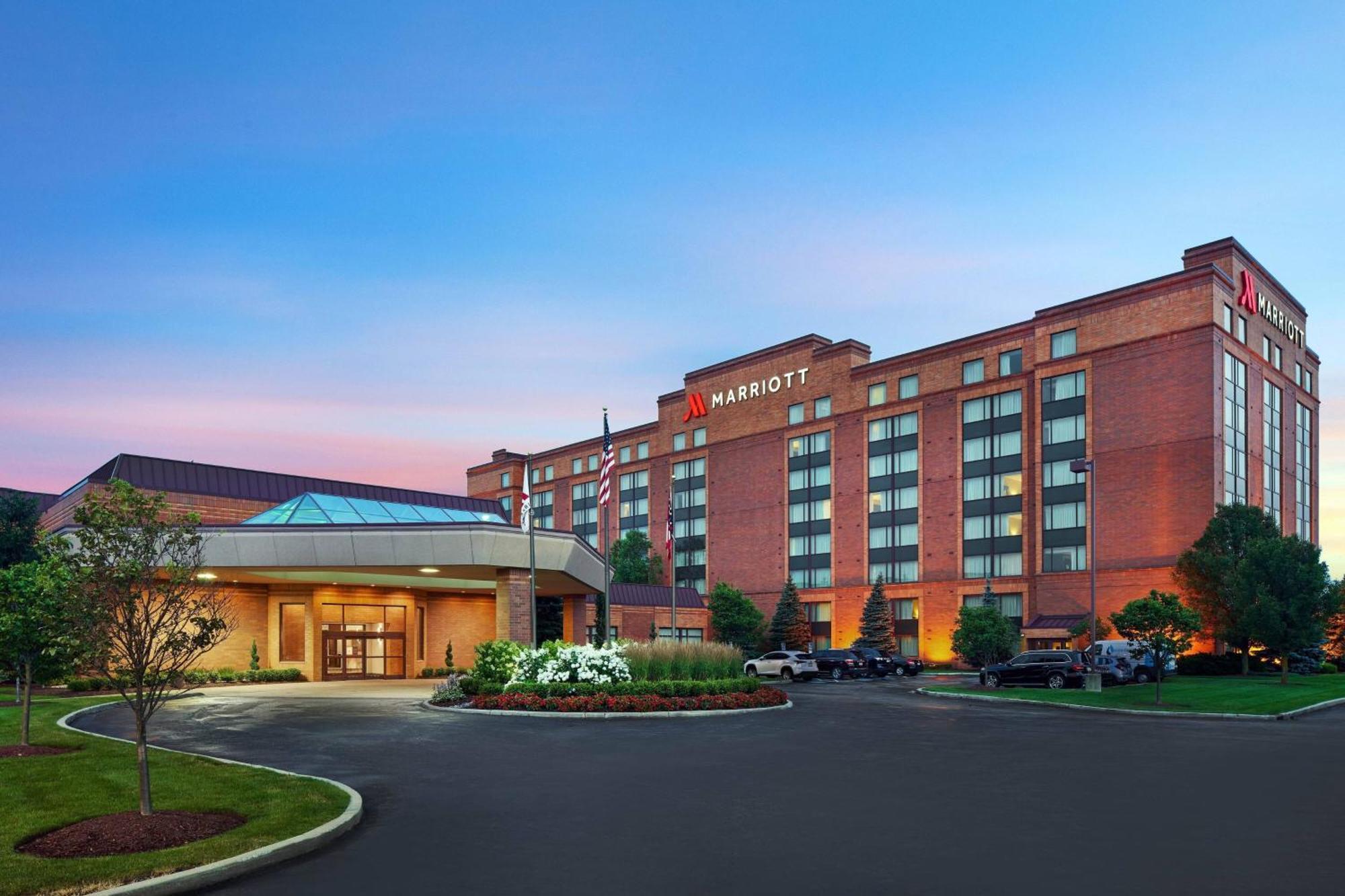 Hotel Cleveland Marriott East Warrensville Heights Exterior foto