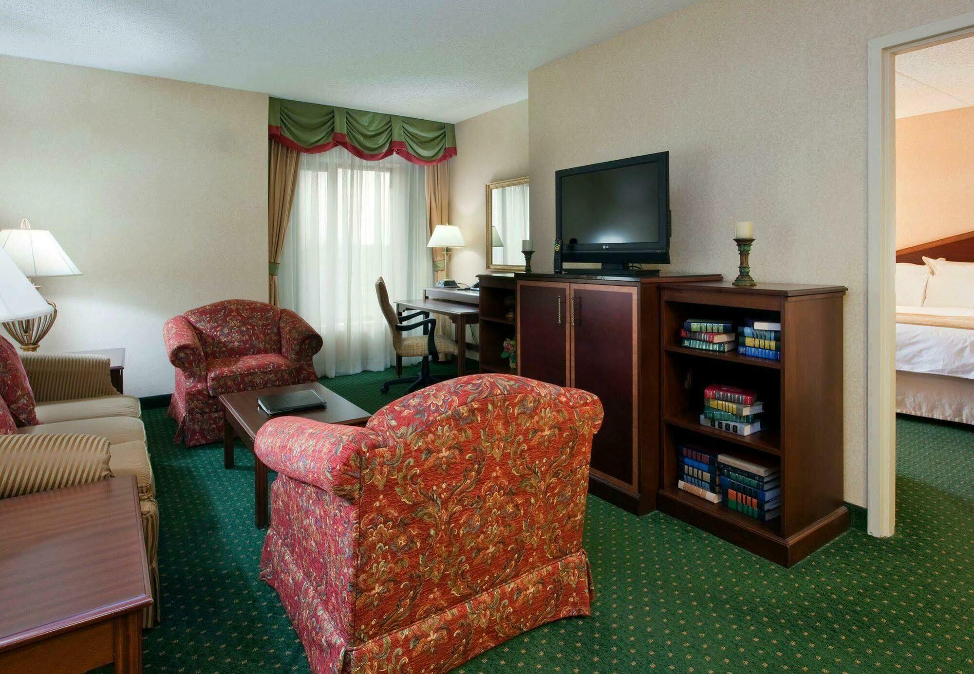 Hotel Cleveland Marriott East Warrensville Heights Exterior foto